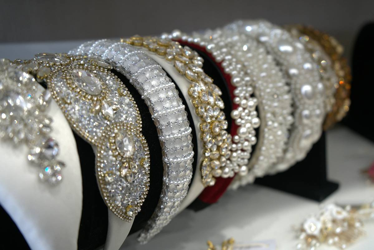 Why Your Hair Deserves Elegant Bands (And How to Choose Them Like a Pro)