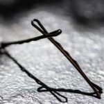 Simple Hair Ties: The Underrated MVP of Your Daily Hair Routine (And Why Most People Use Them Wrong)